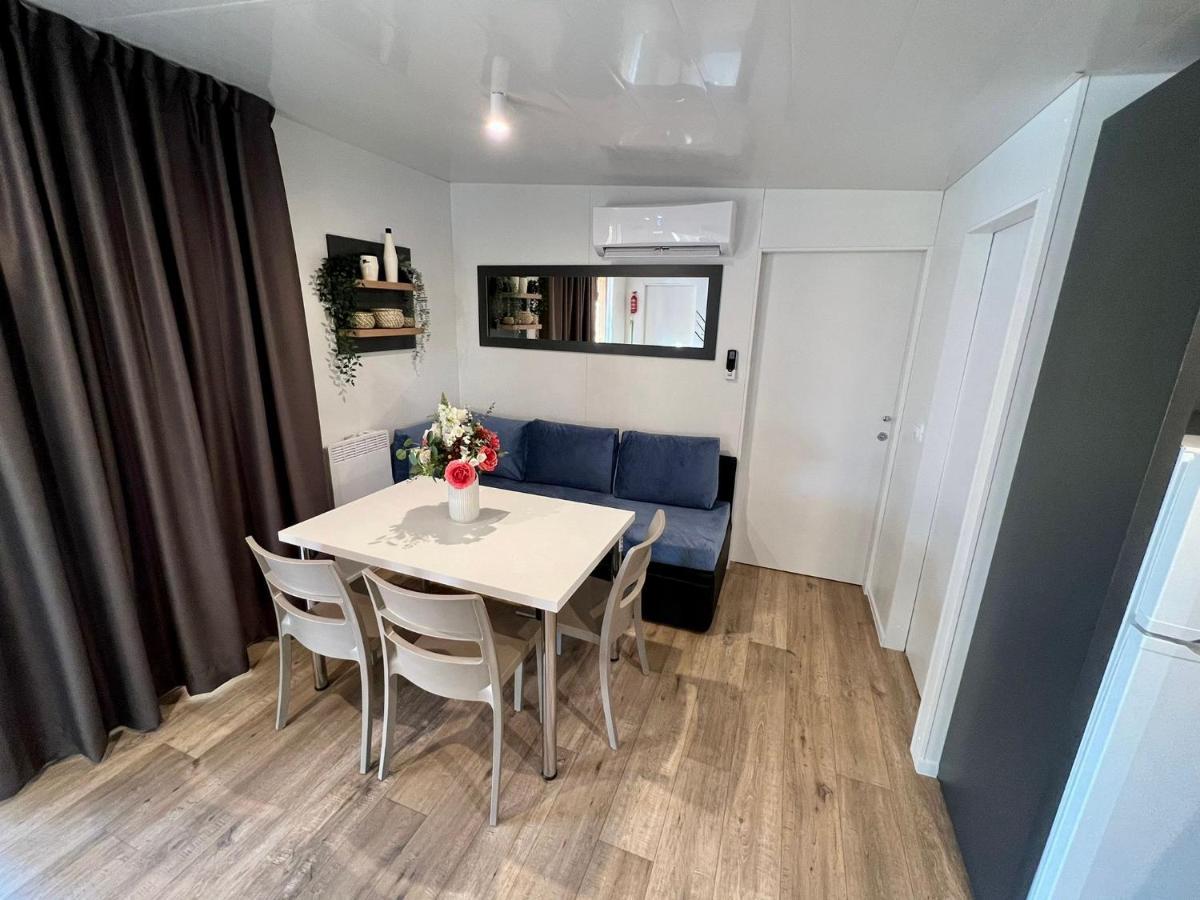 Villa Family Grand De Luxe Mobilhome 塞尔瑟 外观 照片